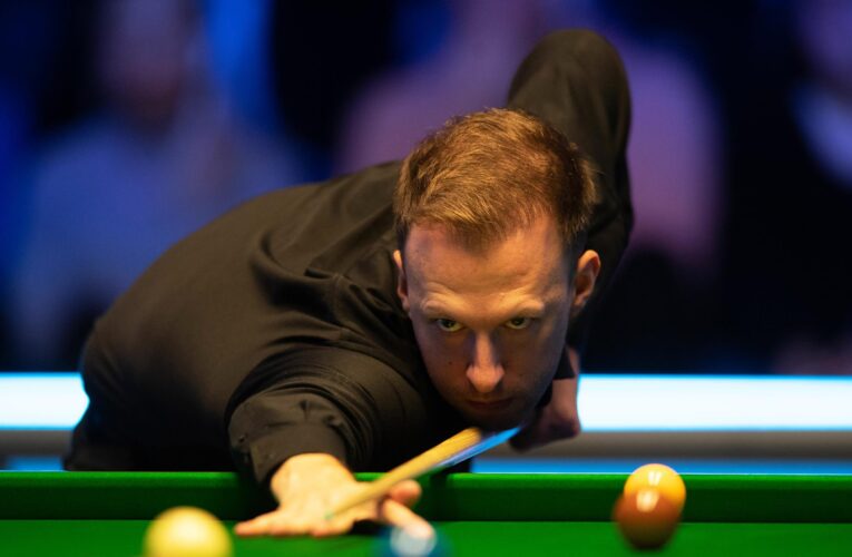 Judd Trump takes less than hour to win first two matches of year at Championship League snooker