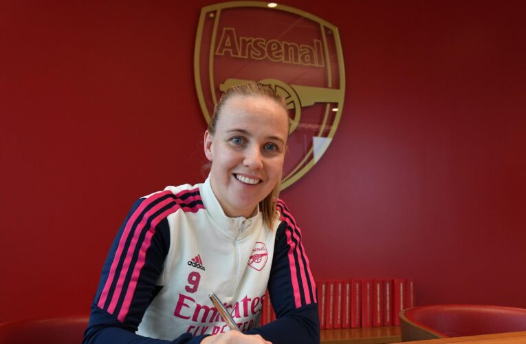 Beth Mead: England Lioness signs new Arsenal contract and says: ‘This club is home for me’