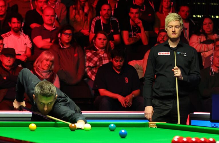 Mark Selby edges out Neil Robertson in thrilling battle to reach final of English Open 2022