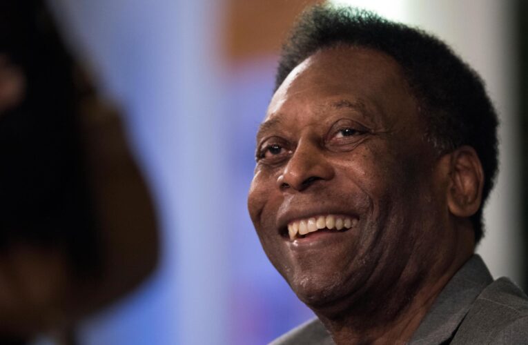 Pele: Premier League and EFL clubs to wear black armbands as mark of respect for Brazil legend