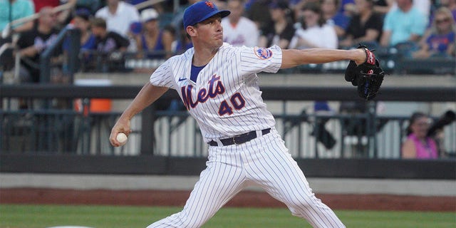 New York Mets' Chris Bassitt pitches against the Cincinnati Reds, Aug. 8, 2022, in New York.