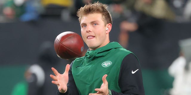 New York Jets quarterback Zach Wilson, #2, prior to the game between the New York Jets and the Jacksonville Jaguars on Dec. 22, 2022 at MetLife Stadium in East Rutherford, New Jersey. 