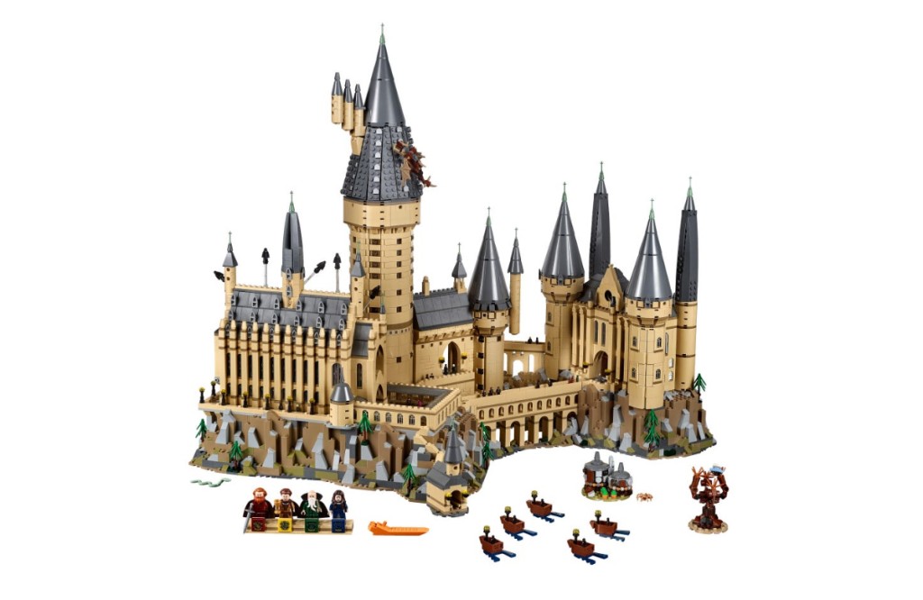 LEGO Harry Potter Hogwarts Castle Building Kit