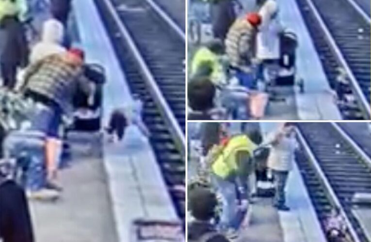 Woman charged with shoving toddler onto Oregon train tracks