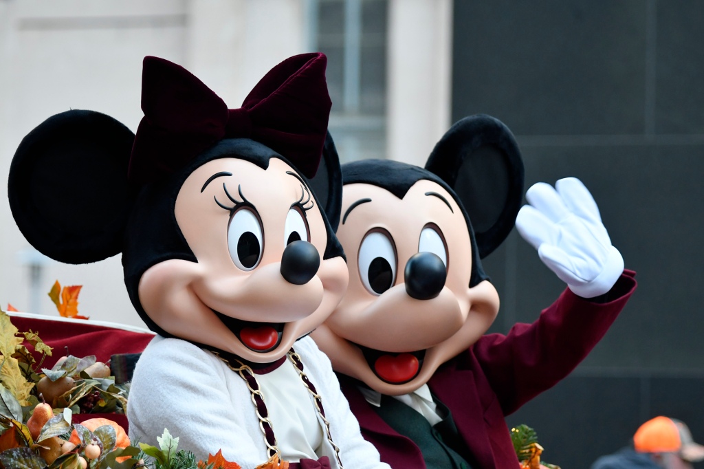 The hotel also offers Mickey Mouse head-shaped cookies as well as spiked hot chocolate, and cider can be ordered with reasonably priced spirits so that parkgoers still have money to spend on souvenirs. 