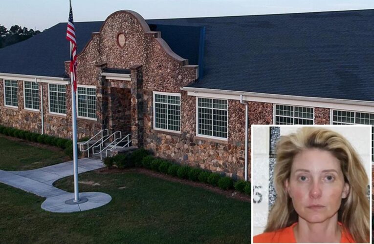 Georgia school administrator Rachelle Terry accused of sex with student