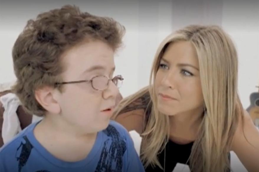 Keenan Cahill with Jennifer Aniston for A Smartwater advert