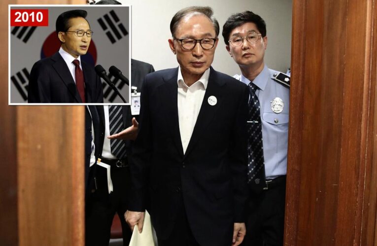 South Korea pardoning ex-President Lee Myung-bak for corruption