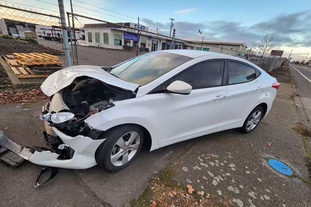 Photos of a white Hyundai Elantra found in Eugene, Oregon, 