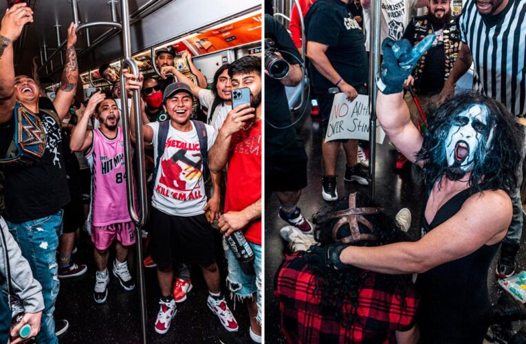 Subway Mania stages WWE tribute matches on the trains in NYC