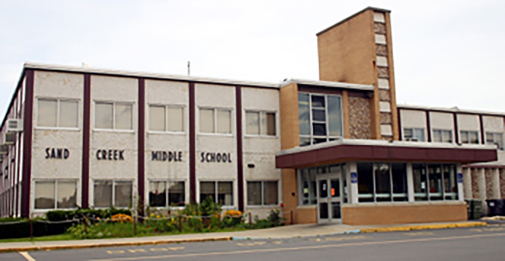 A picture of Sand Creek Middle School.