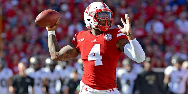 Nebraska quarterback Tommy Armstrong Jr. throws during a 27-14 Nebraska Cornhuskers victory over the Purdue Boilermakers at Memorial Stadium in Lincoln, Neb. 