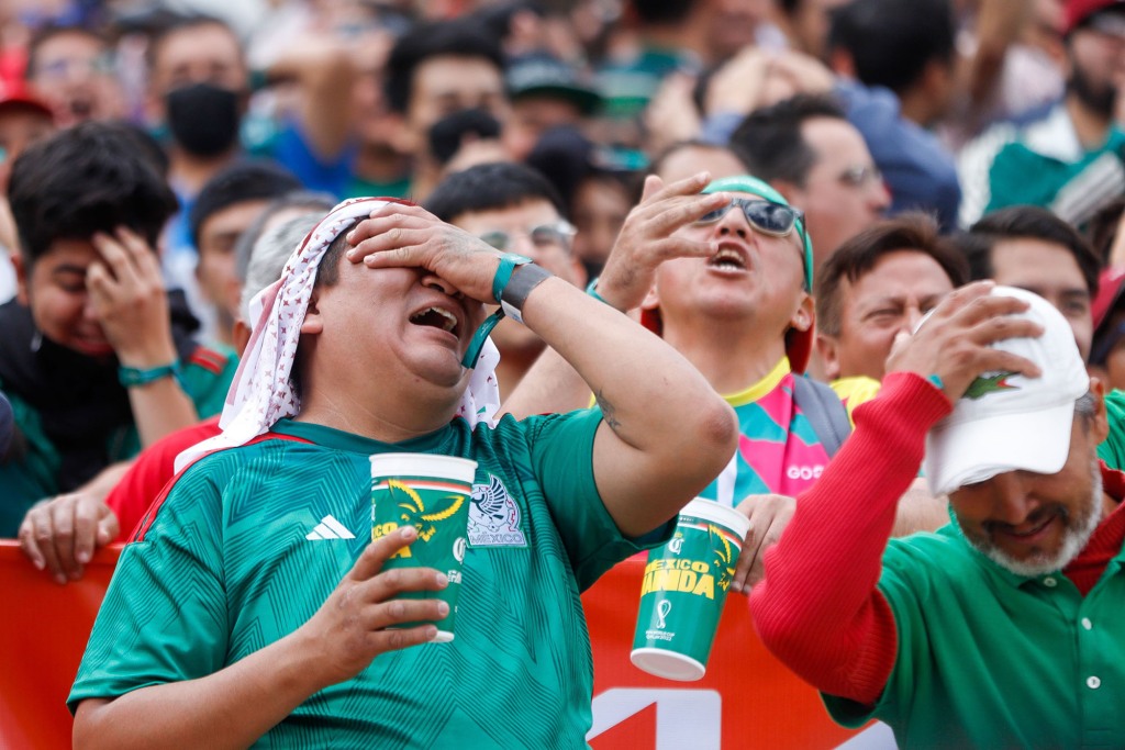 Desponded fans after Mexico is ousted from the World Cup