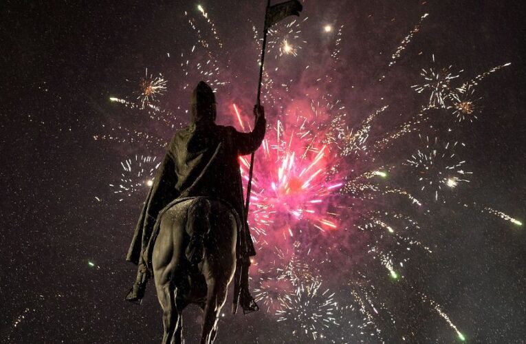 Czechs tussle with ‘nanny state’ as they welcome 2023 with fireworks despite ban