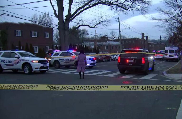 Two elementary school kids exiting bus in Washington DC shot