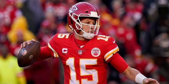 Chiefs Kansas City Chiefs quarterback Patrick Mahomes (15) looks to pass during the first half of the AFC championship NFL football game against the Cincinnati Bengals, Sunday, Jan. 30, 2022, in Kansas City, Mo.