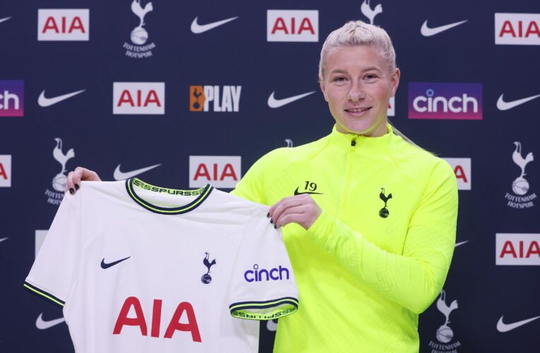 Bethany England moves from Chelsea to rivals Tottenham in record Women’s Super League transfer