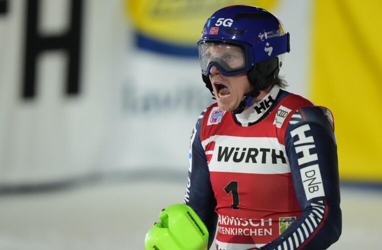 Henrik Kristoffersen wins his first race of Alpine skiing World Cup season in tricky Garmisch-Partenkirchen conditions