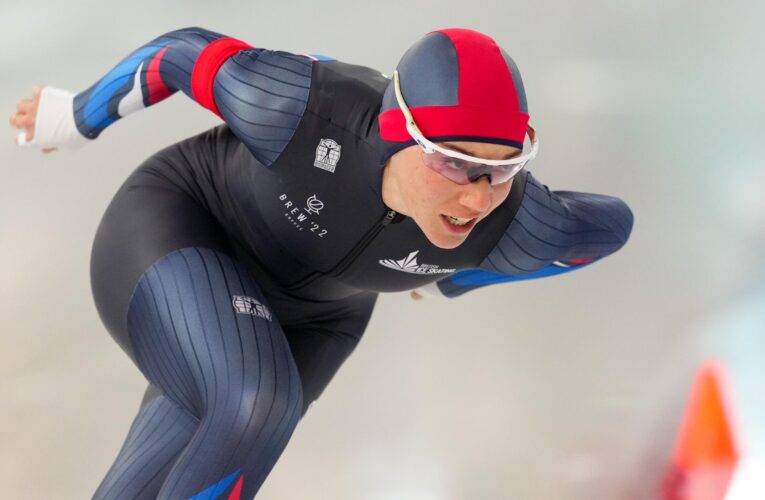 Ellia Smeding: British speed skater makes more history with bronze at European Championships