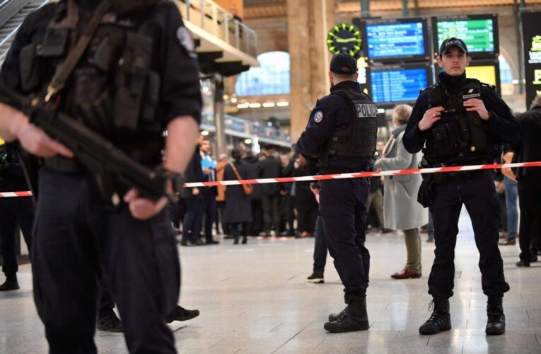 Paris knife attack injures six at Gare du Nord train station