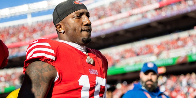 San Francisco 49ers wide receiver Deebo Samuel, #19, walks off the field after warmups before the NFL NFC Divisional Playoff game between the Dallas Cowboys and San Francisco 49ers at Levi's Stadium in Santa Clara, California.