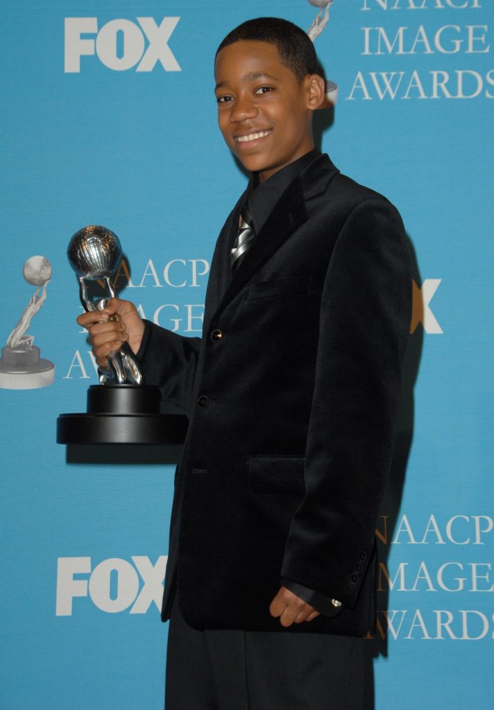 Williams wins Outstanding Actor in a Comedy Series for "Everybody Hates Chris" at the 2007 NAACP Image Awards.