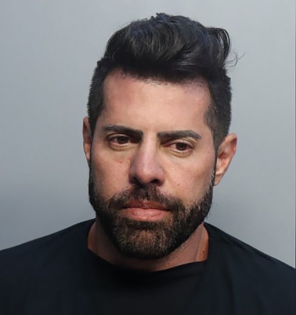In November, flight attendant Marcelo Chaves was arrested for “possession and transportation of narcotics.”