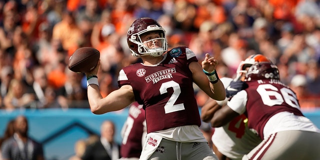 Mississippi State Bulldogs quarterback Will Rogers (2) throws a deep pass during the ReliaQuest Bowl college football game against the Illinois Fighting Illini at Raymond James Stadium in Tampa FL on January 2, 2023.