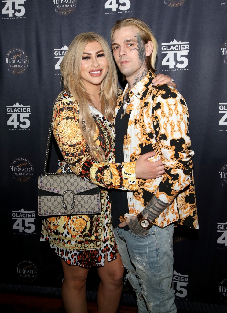 Melanie Martin 
 (L) and her fiance, singer and producer Aaron Carter, arrive at the "Kings of Hustler" male revue at Larry Flynt's Hustler Club on February 12, 2022 in Las Vegas, Nevada.