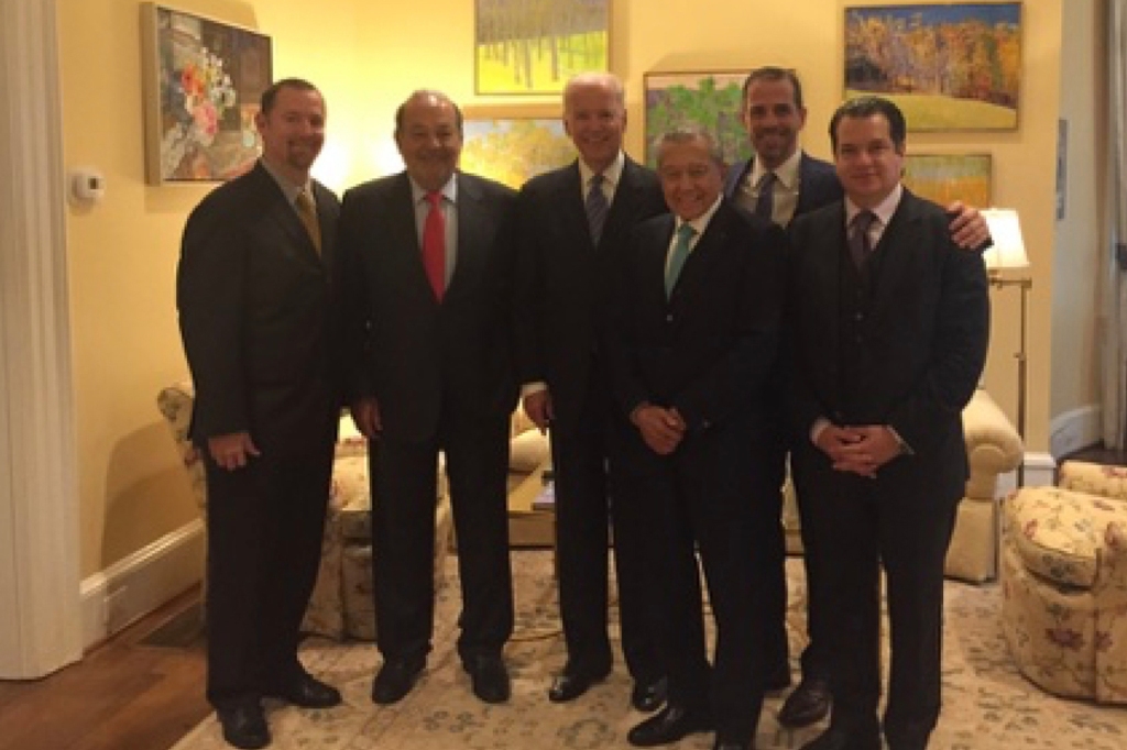 Carlos Slim with Hunter and Joe Biden in 2015.