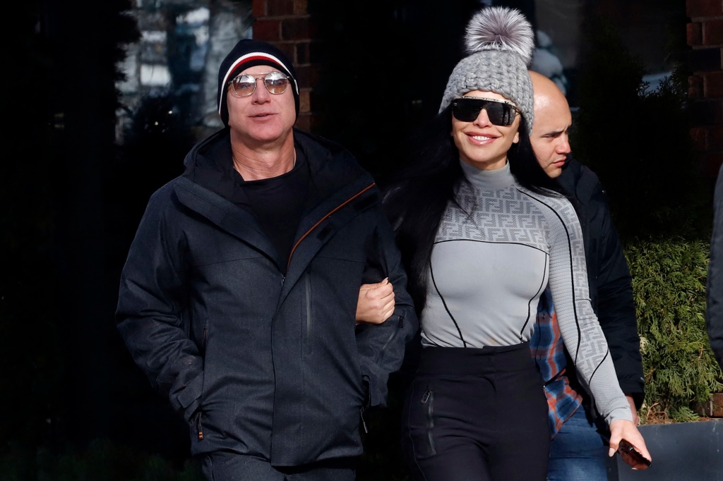 Jeff Bezos with former mistress and current girlfriend Lauren Sanchez.