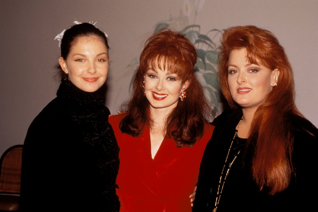 Ashley, Naomi & Wynonna Judd