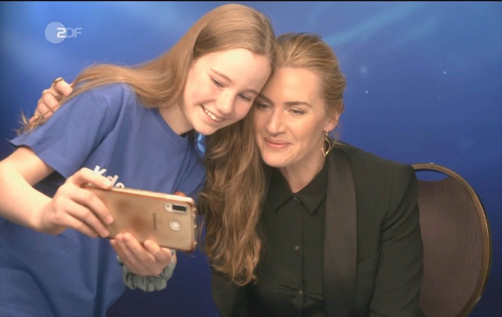 The interview allegedly went very well after that and Martha even managed to grab a quick selfie with the actress. 