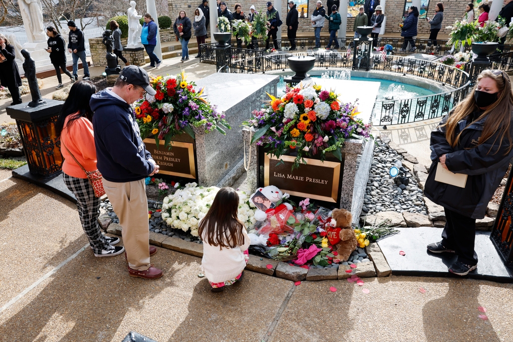 Lisa Marie Presley memorial