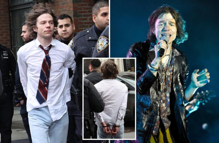 Cage the Elephant’s Matthew Schultz busted for guns in NYC