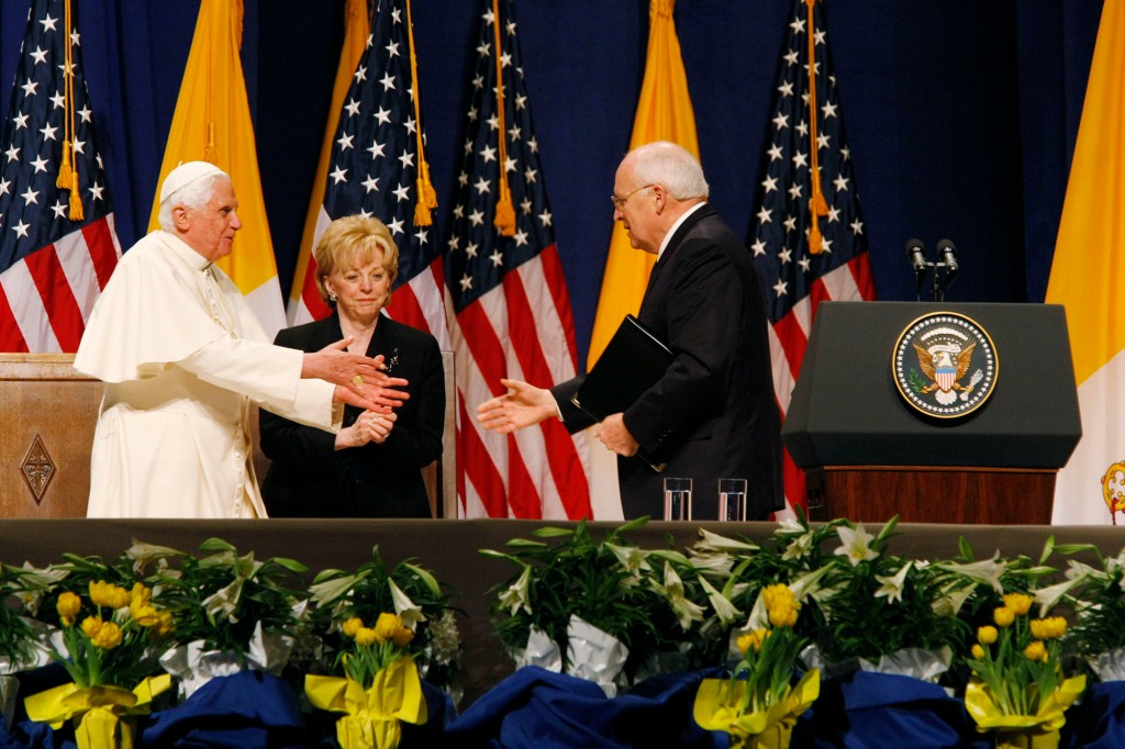 Pope Benedict XVI greeting Vice President DIck Cheney at a farewell event at JFK airport.