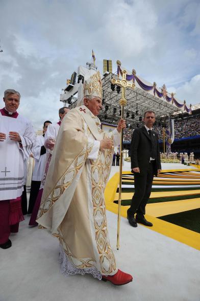 Over 200,000 people requested tickets to see the pope in the Bronx.