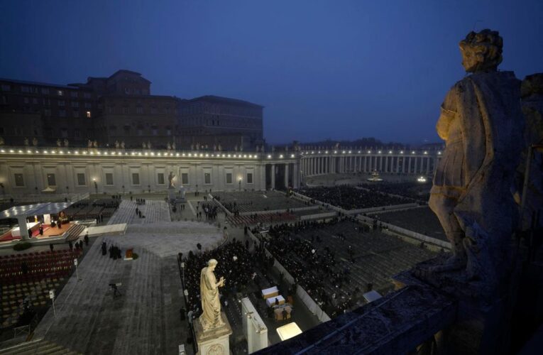 Benedict XVI’s funeral draws thousands into St. Peter’s Square