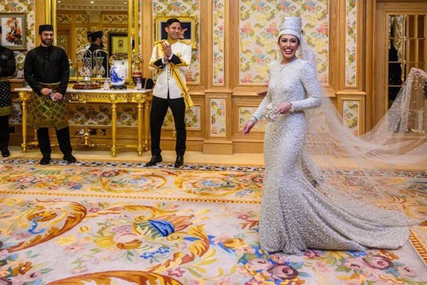 The events before the ceremony began in the Banquet Hall of the palace Istana Nurul Iman, the sultan's official residence.