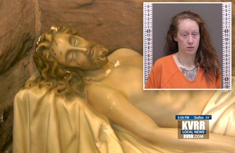 Topless woman smashes Jesus statue in North Dakota cathedral: cops