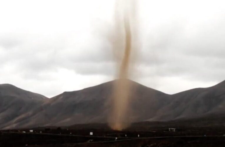 Watch a dust devil terrorize the Canary Islands