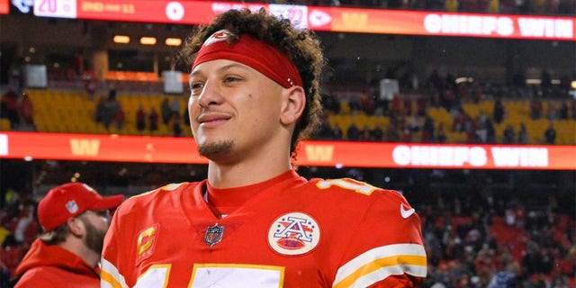 Quarterback Patrick Mahomes led the Chiefs to a 27-20 defeat of Jacksonville in the Divisional Round of the NFL playoffs at GEHA Field at Arrowhead Stadium in Kansas City, Missouri.