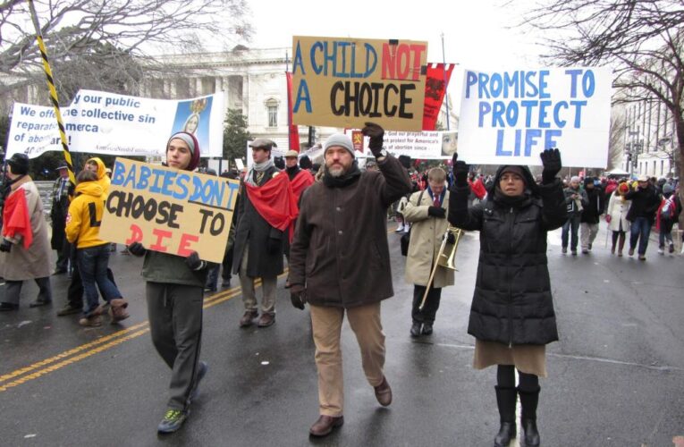 The National Archives apologizes to March for Life visitors