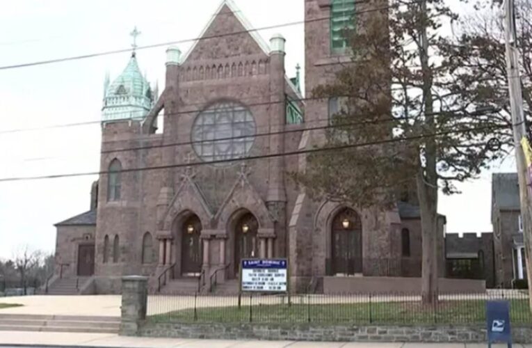 Pipe bomb found behind Catholic church in Philadelphia