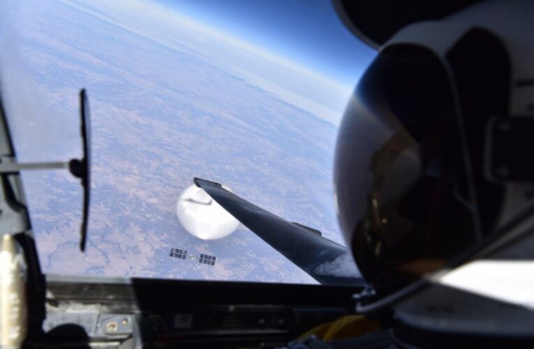 Pentagon releases image of pilot selfie with Chinese spy balloon