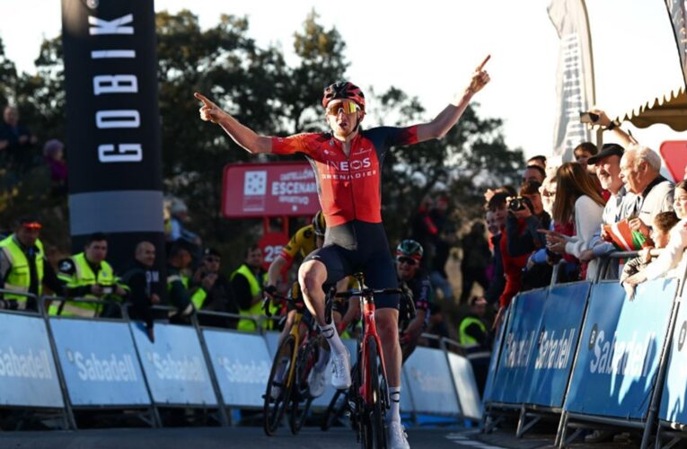 ‘It’s hard to win in cycling’ – Tao Geoghegan Hart celebrates first stage win since Giro d’Italia triumph in Valencia