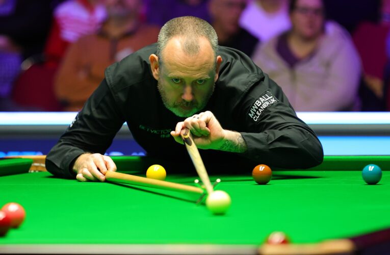 Welsh Open 2023: Mark Williams roars back to oust Michael White, John Higgins and Neil Robertson also through