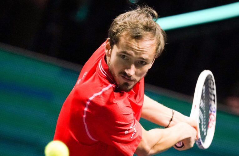 Daniil Medvedev defeats Felix Auger-Aliassime to reach Rotterdam Open semi-finals, Grigor Dimitrov wins a thriller