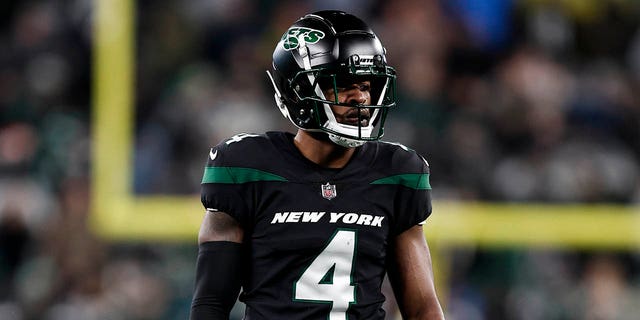 D.J. Reed #4 of the New York Jets looks on during an NFL football game between the New York Jets and the Jacksonville Jaguars at MetLife Stadium on December 22, 2022 in East Rutherford, New Jersey.