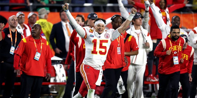 Patrick Mahomes #15 of the Kansas City Chiefs celebrates after defeating the Philadelphia Eagles 38-35 to win Super Bowl LVII at State Farm Stadium on February 12, 2023 in Glendale, Arizona. 